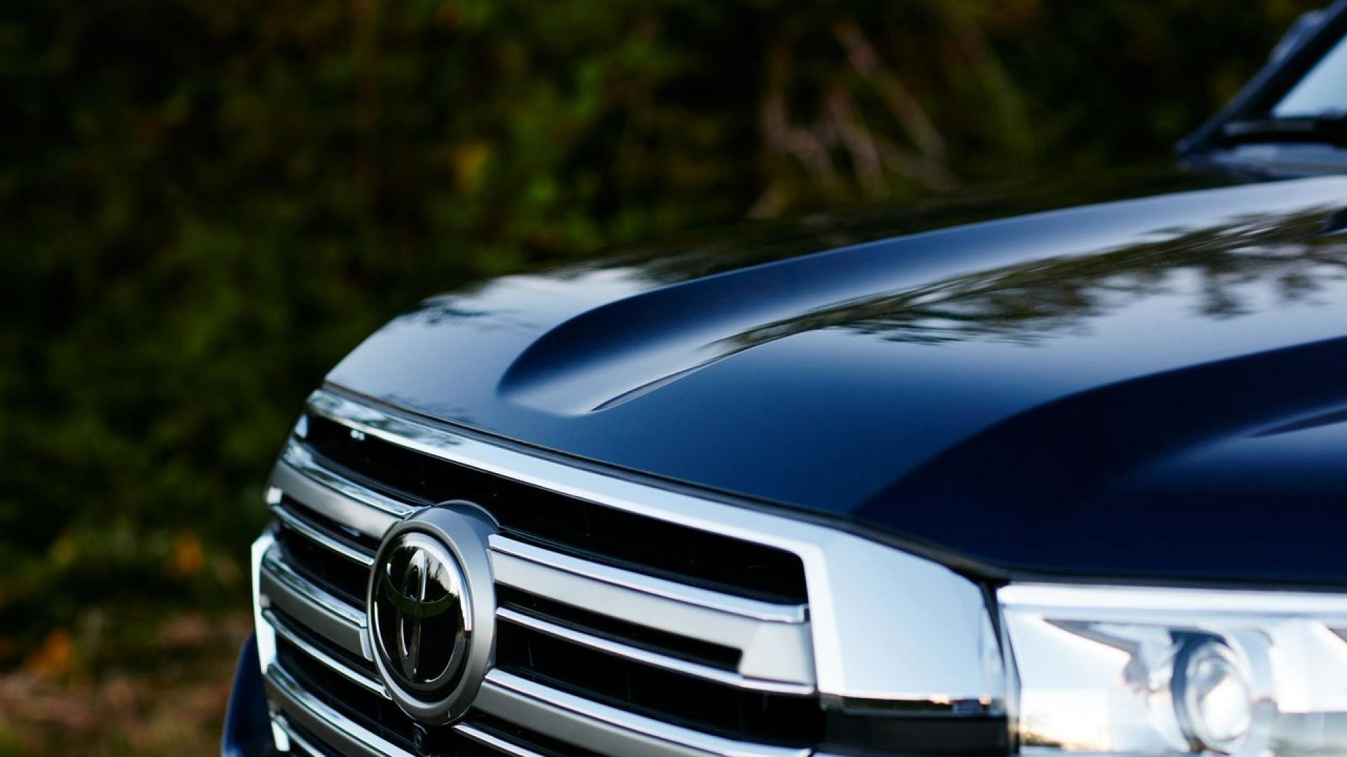 TOYOTA LANDCRUISER 2019